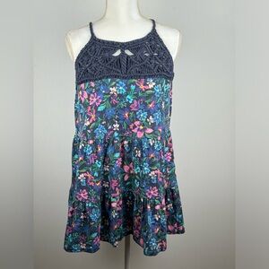Torrid Blue Floral Sleeveless Godess Tiered Top Size 2X 18/20 Crochet accent